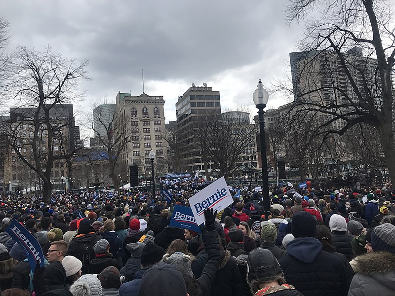 A rally for Bernie Sanders. Photo courtesy of: Wiki Commons