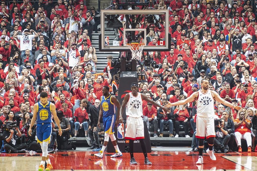 Professional athletes receive preferential treatment.  Photo courtesy of: Chensiyuan, CC BY-SA 4.0 , via Wikimedia Commons