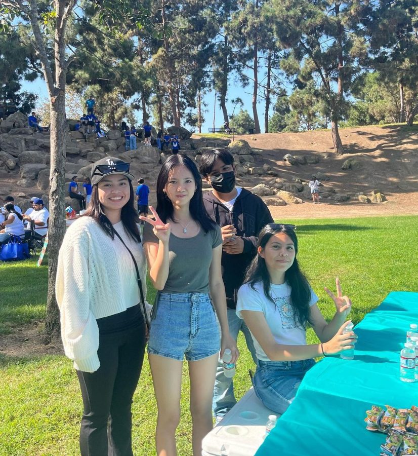 Segerstrom KIWINS club attended the WALK-N-ROLL for Spina bifida. They worked hard setting up booths, greeting, and giving out snacks.