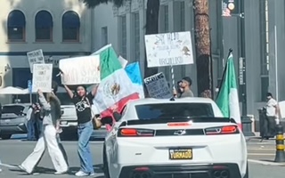 Children of immigrants come together to protest to show their beliefs that what ICE is doing is wrong.